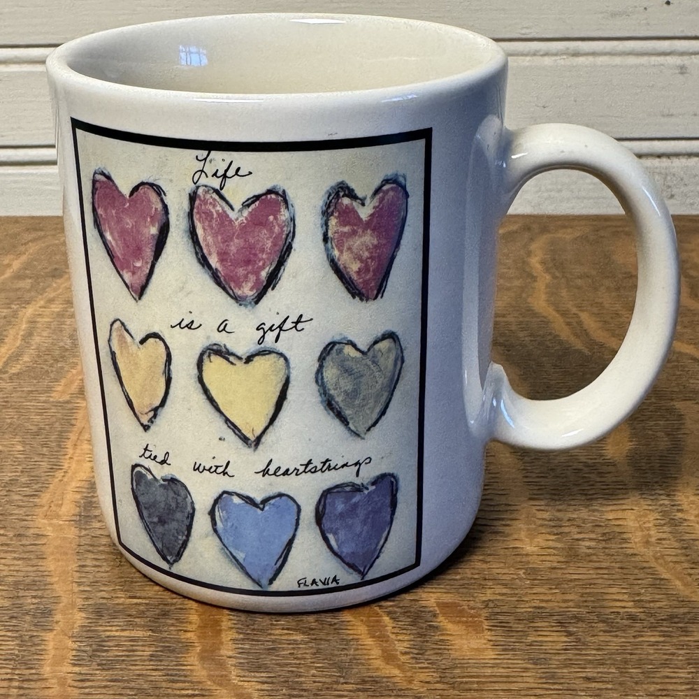 Flavia Weedn "Life Is A Gift Tied With Heartstrings" Papel Mug Japan 4"